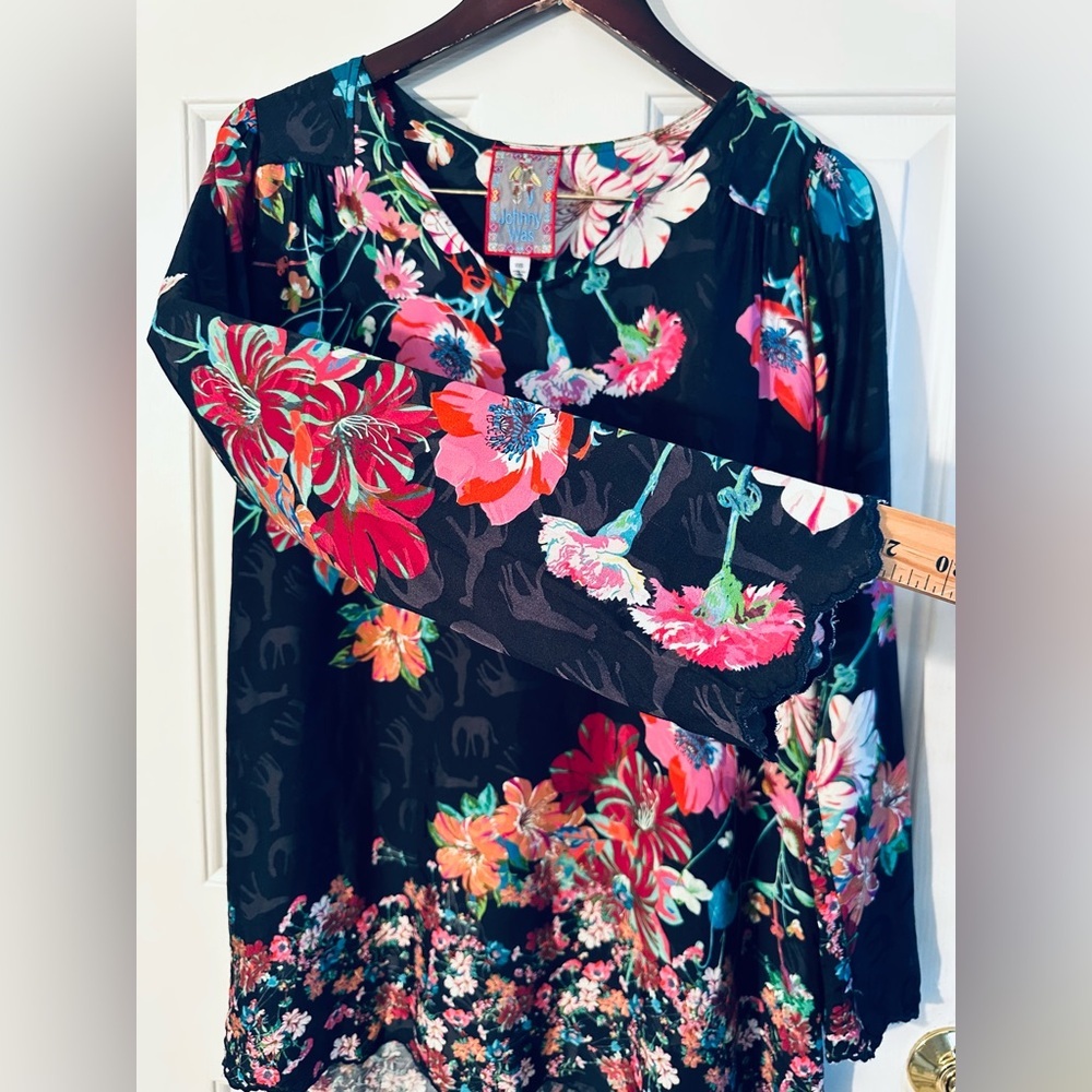 JOHNNY WAS XS Oasis Tandis Black Floral Giraffe Tunic Blouse Scalloped Hem Cuff - Picture 10 of 14